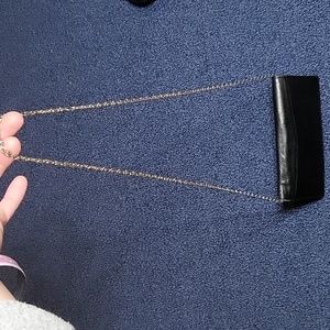 Genuine leather wallet that can be worn as purse